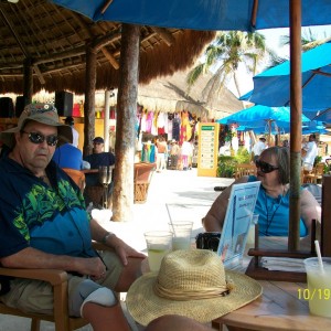 Paw_in_Costa_Maya