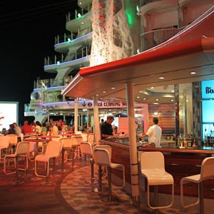 Boardwalk Bar and Aqua Theatre