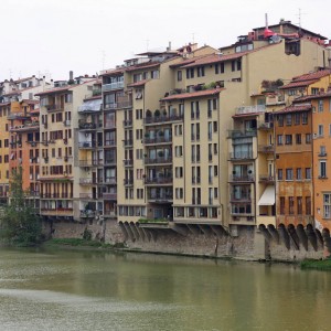 The Med cruise 2010 - Buildings around the river Arno (North bank)