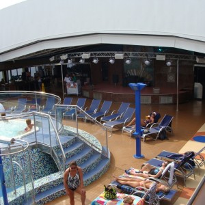 Venus Pool & Stage - Deck 9 Midship