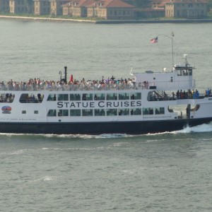 Statue Ferry