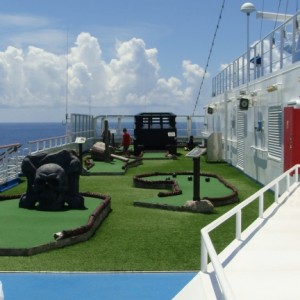 Mini Golf - Deck 14 Fwd.