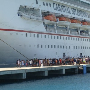 Long lines to get back on ship