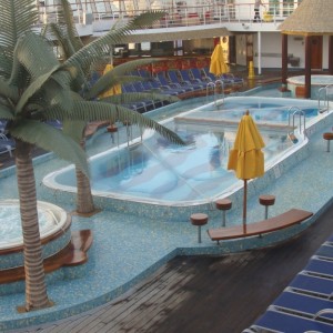 Lido Pool and hot tubs