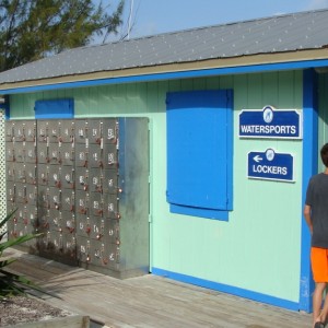 Watersports hut & locker