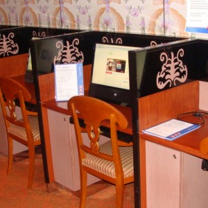 Internet Cafe