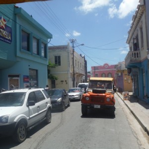 Weaving thru the streets of Oranjestad