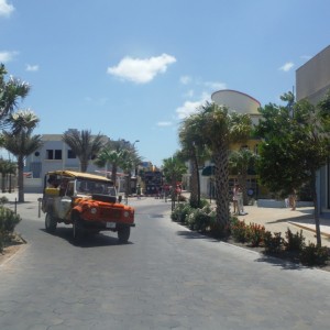 Weaving thru the streets of Oranjestad