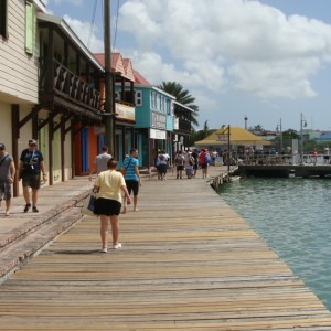 Boardwalk between piers