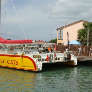 Tour Catamaran