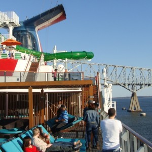 Approaching the Key Bridge