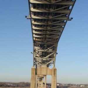 Sailing under the Key Bridge