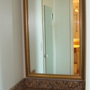 Vanity mirror