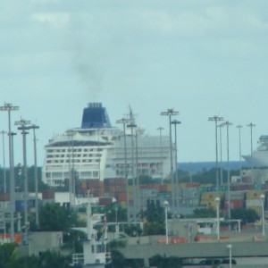 Majesty & Sky head out to sea