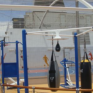 Sky Fitness stations