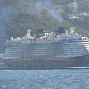 Disney Fantasy docked in Phillipsburg