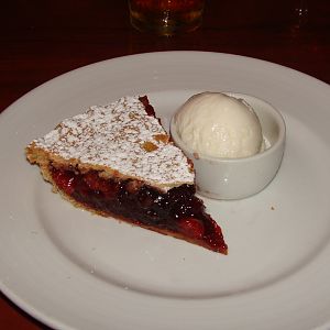 Cherry pie ala mode