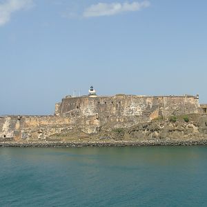 Sailing past El Morro