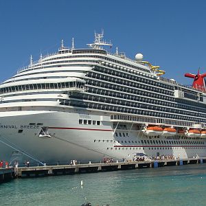 Carnival Breeze in Grand Turk