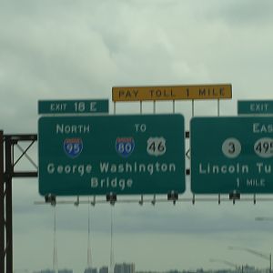 Lincoln Tunnel sign