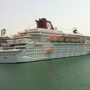 CRUISE SHIPS  (23).jpg