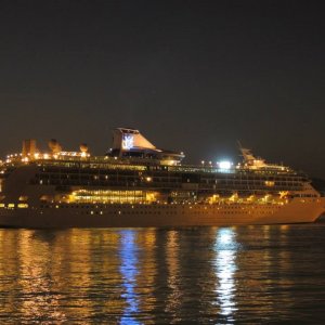 CRUISE SHIPS  (119).jpg