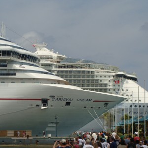 Carnival Dream & Oasis of the Seas