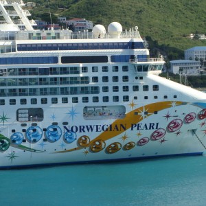 Norwegian Pearl in St. Thomas