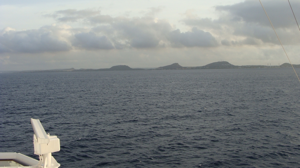 Approaching Curacao