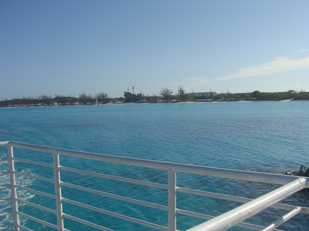 Approaching Half Moon Cay