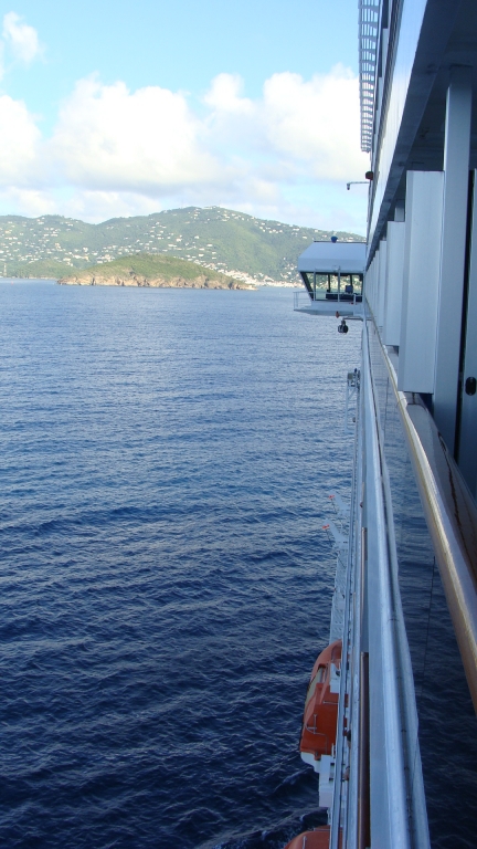 Approaching St.Thomas