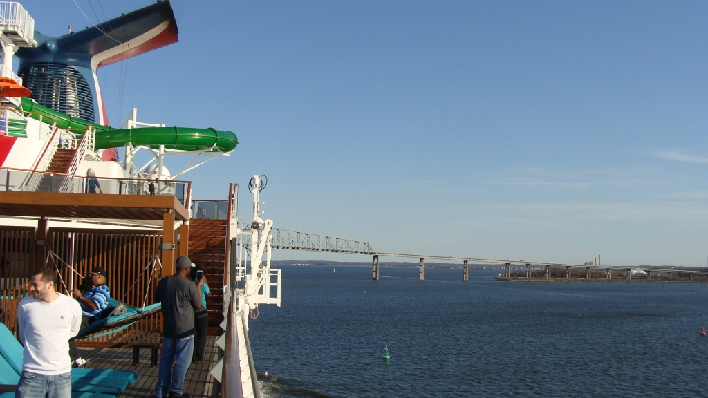 Approaching the Key Bridge