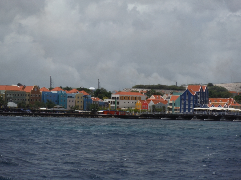 Approaching Willemstad