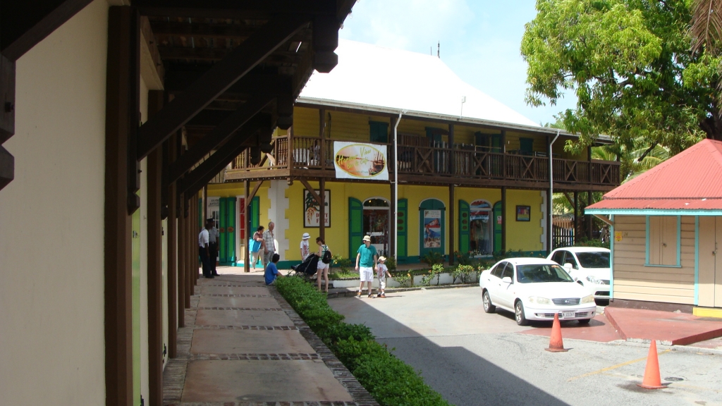 Back side of the Harbour View Bar & Cafe