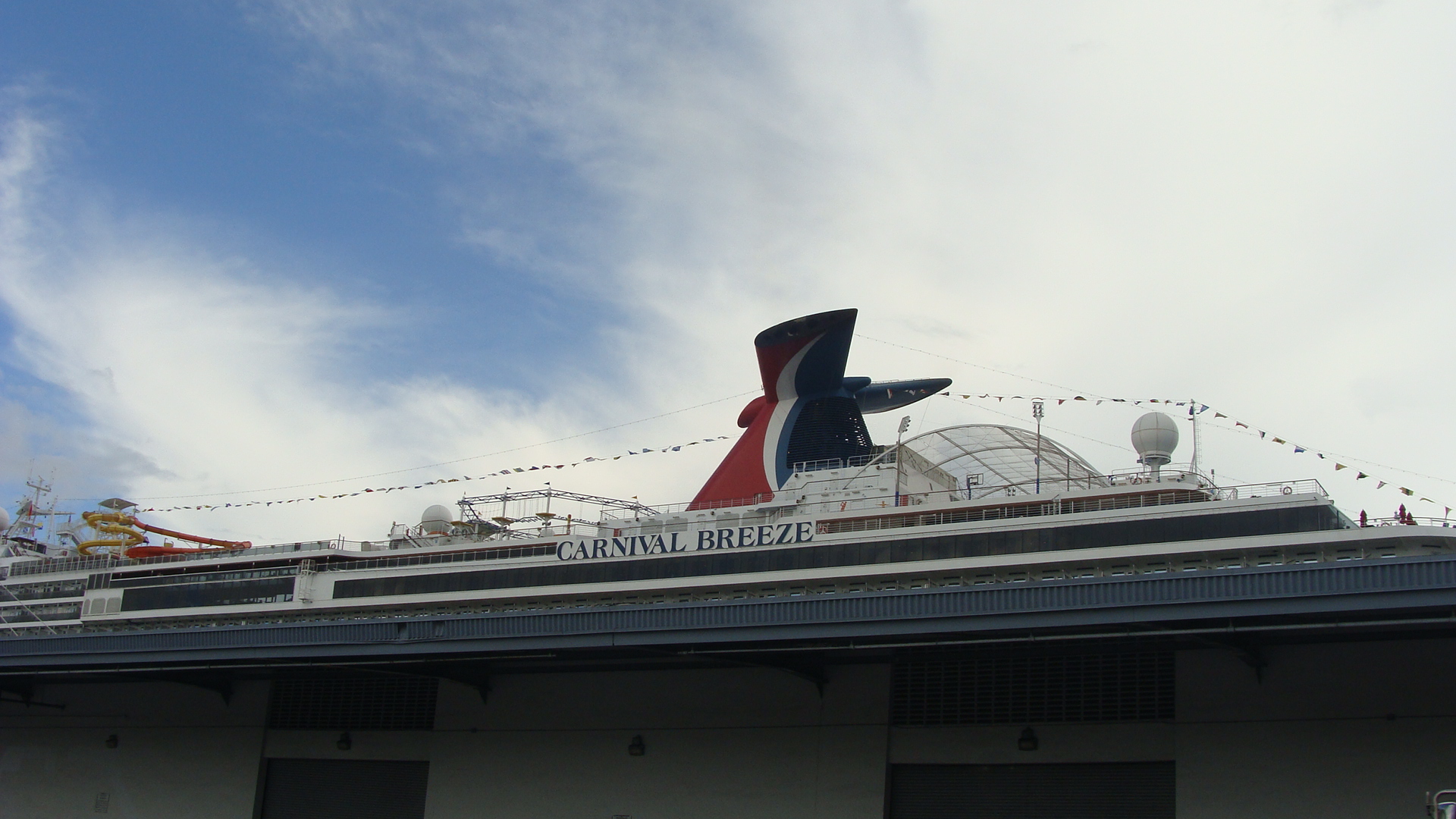 Carnival Breeze in Miami