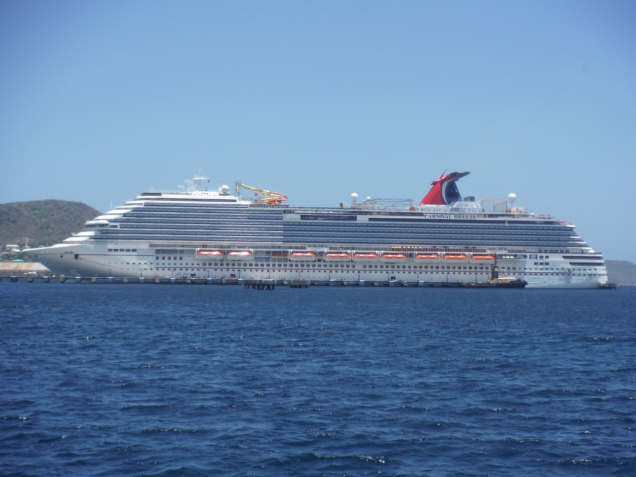 Carnival Breeze