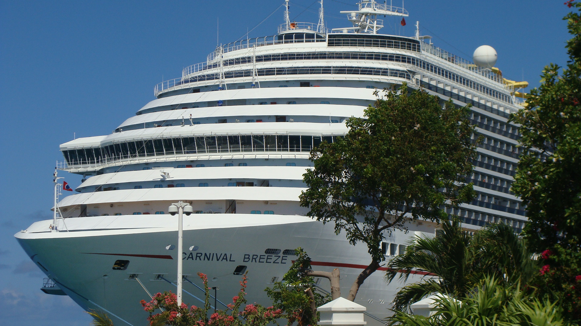 Carnival Breeze