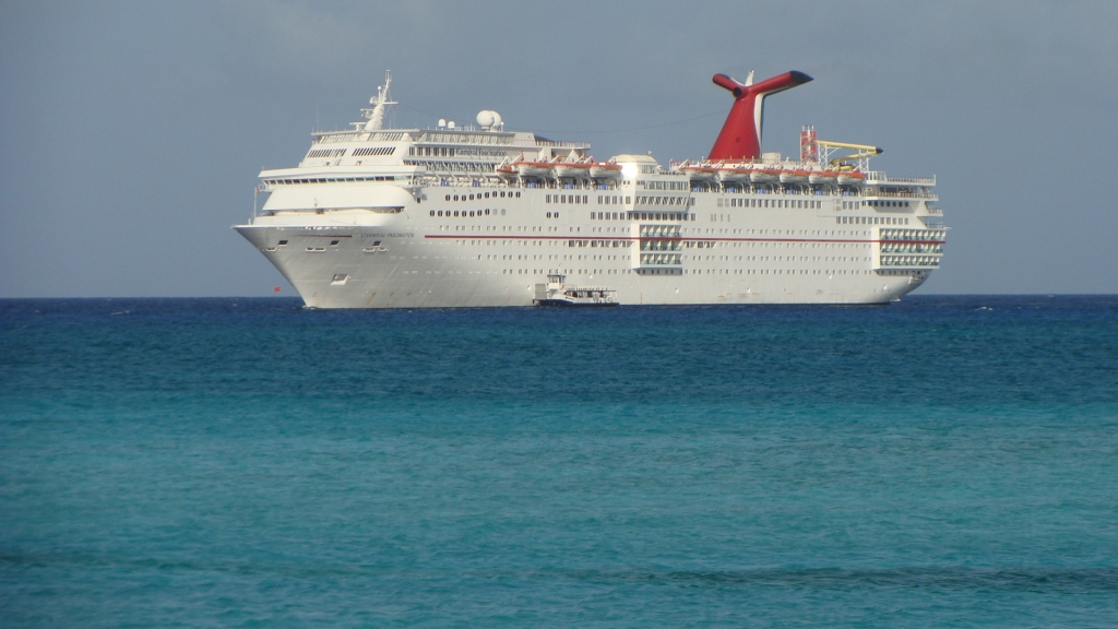 Carnival Fascination off HMC