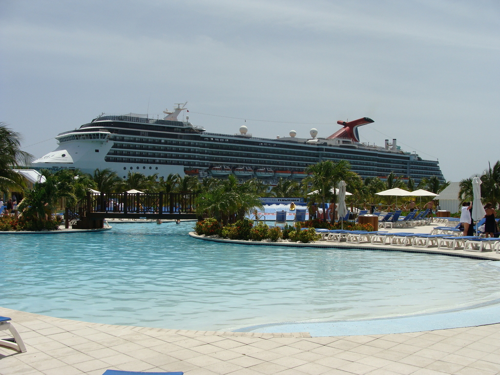 Carnival Miracle & pool