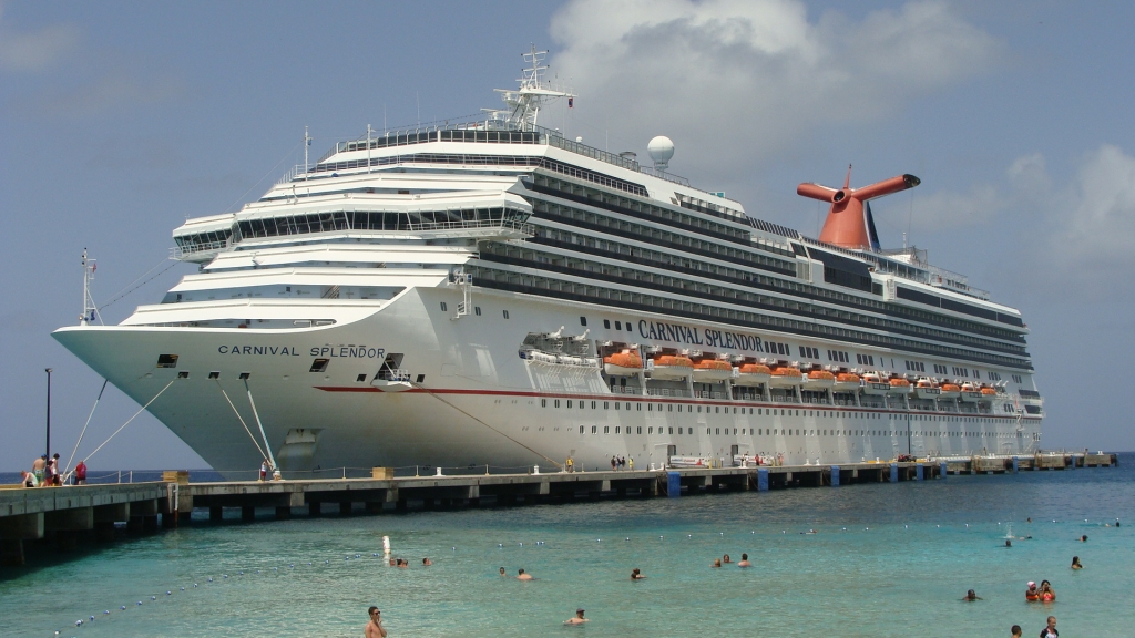 Carnival Splendor docked in Grand Turk