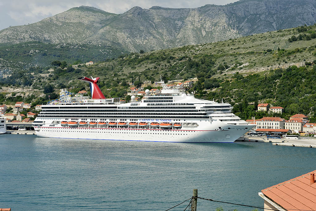 Carnival Sunshine