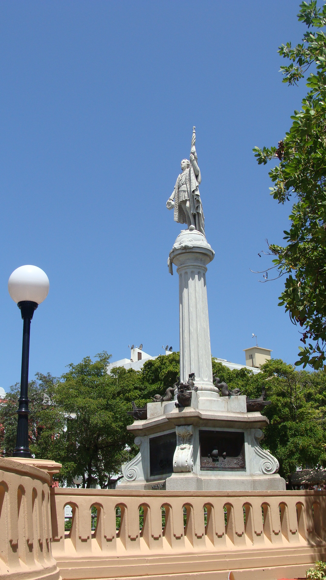 Christopher Columbus monument