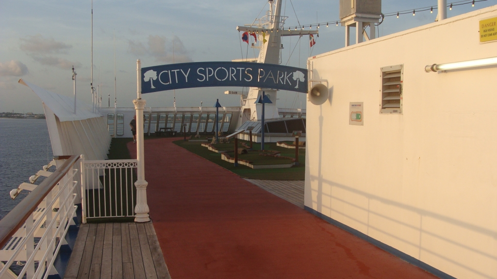 City Sports Park - Deck 12 Fwd.