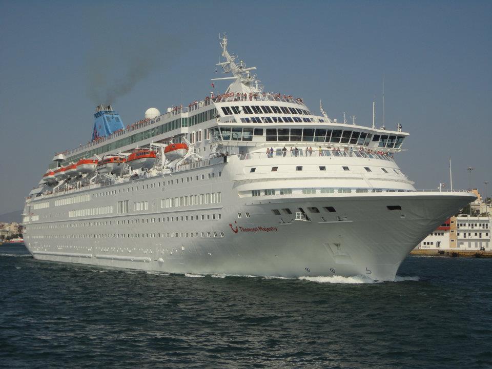 CRUISE SHIPS  (90).jpg