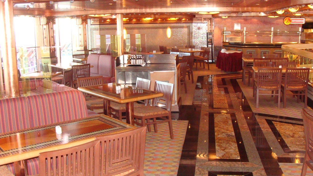 Deck 10 aft seating