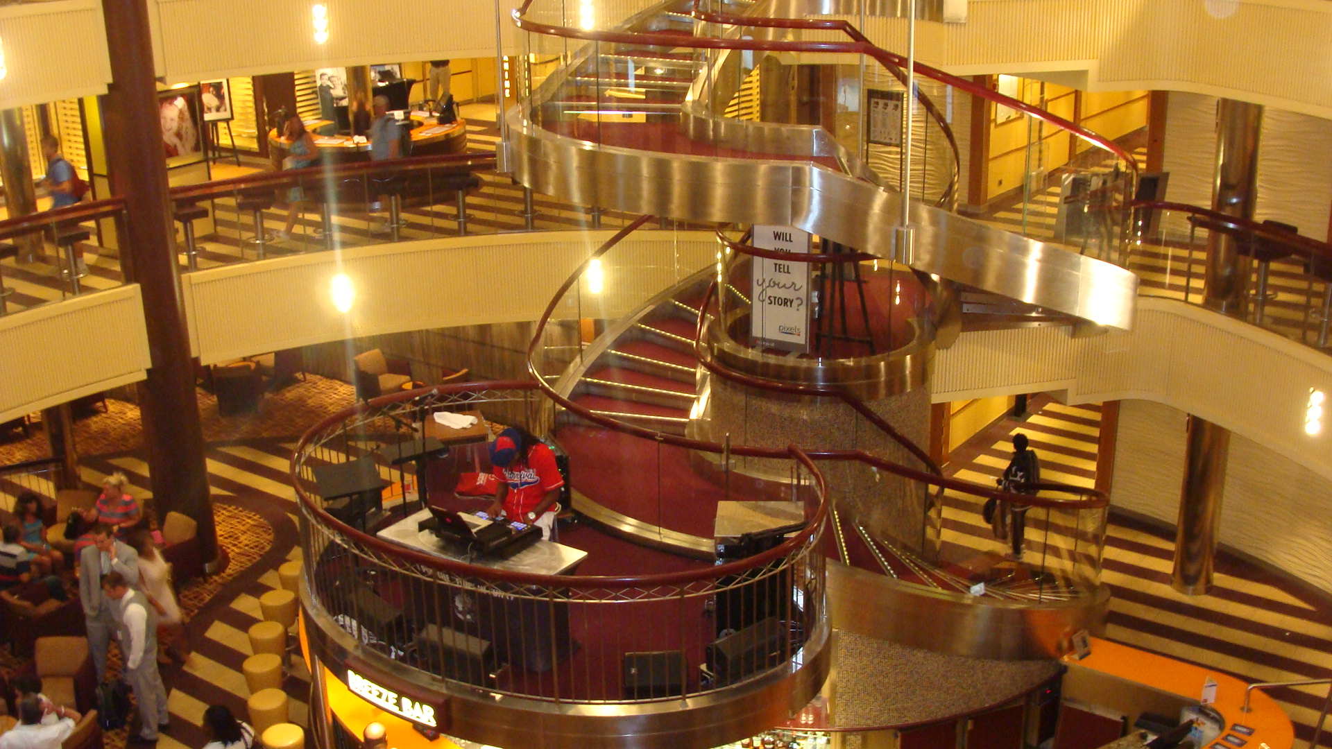 DJ JBlendz Spins tunes in the Atrium