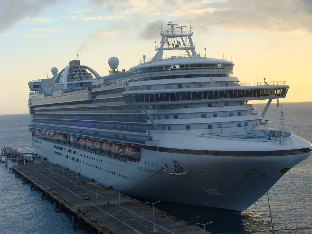 Emerald Princess in St.Maarten