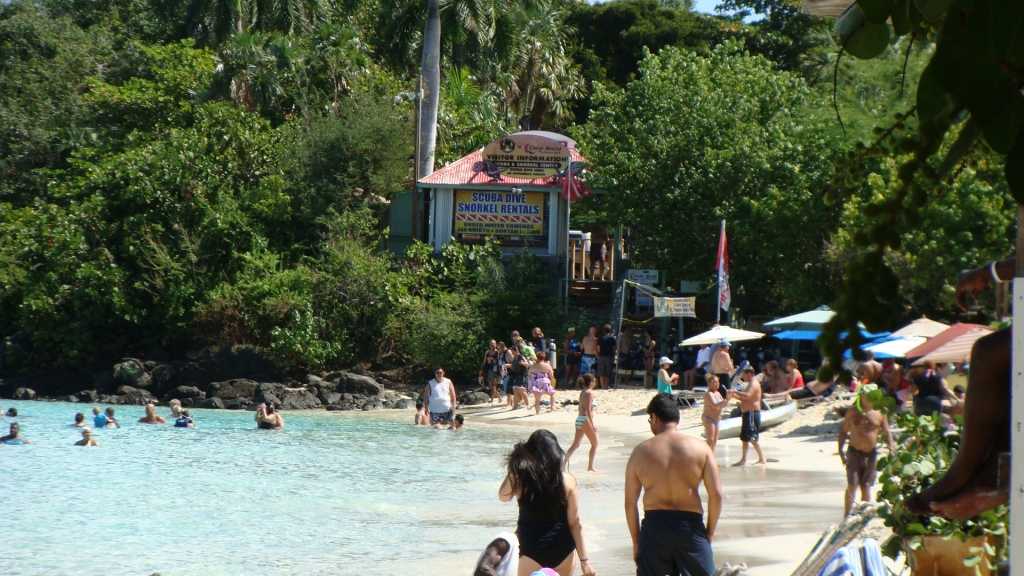 Entrance to Coki Beach