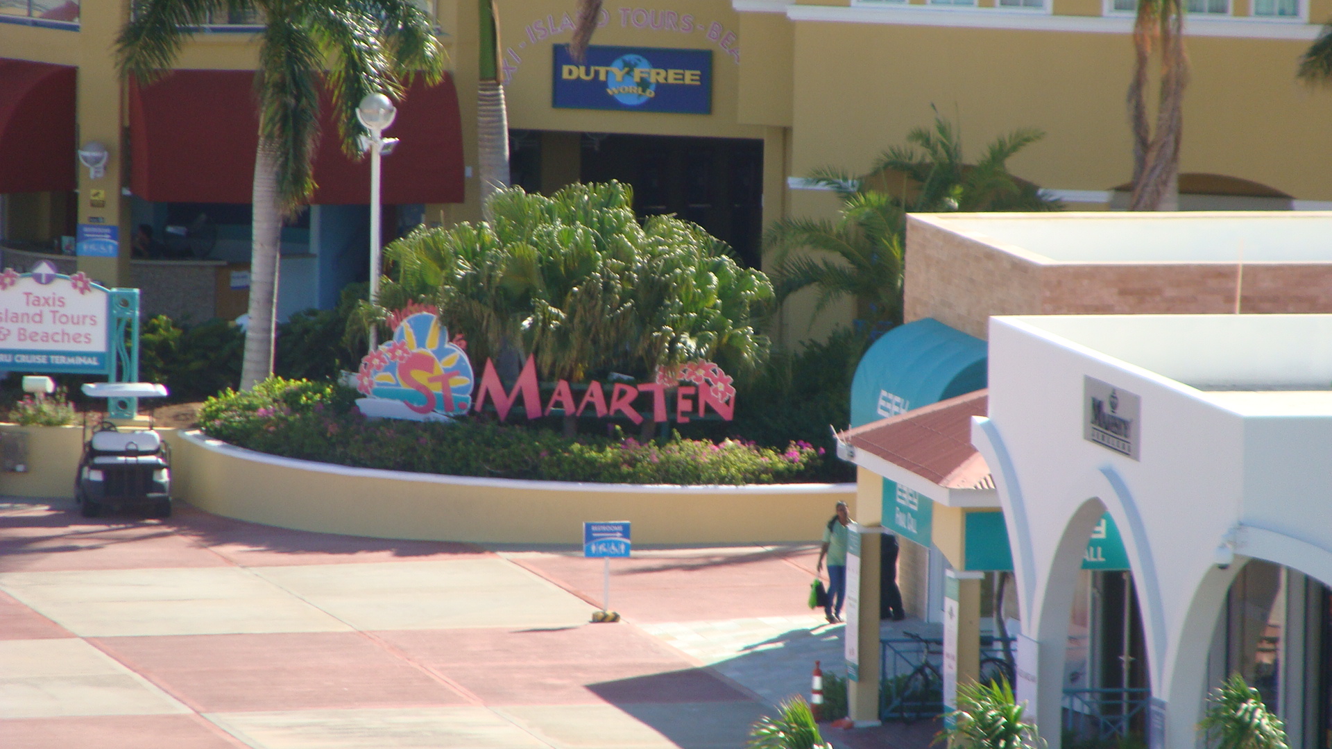 Famous St. Maarten sign