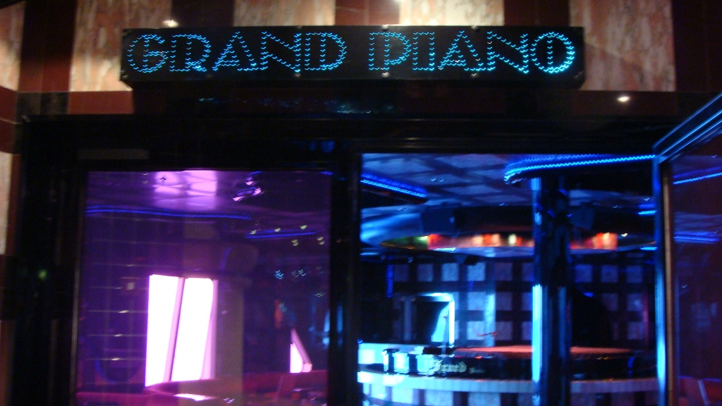 Grand Piano Bar - Deck 5 Aft